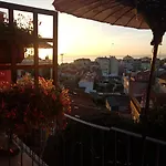 Tings Hotel 2*